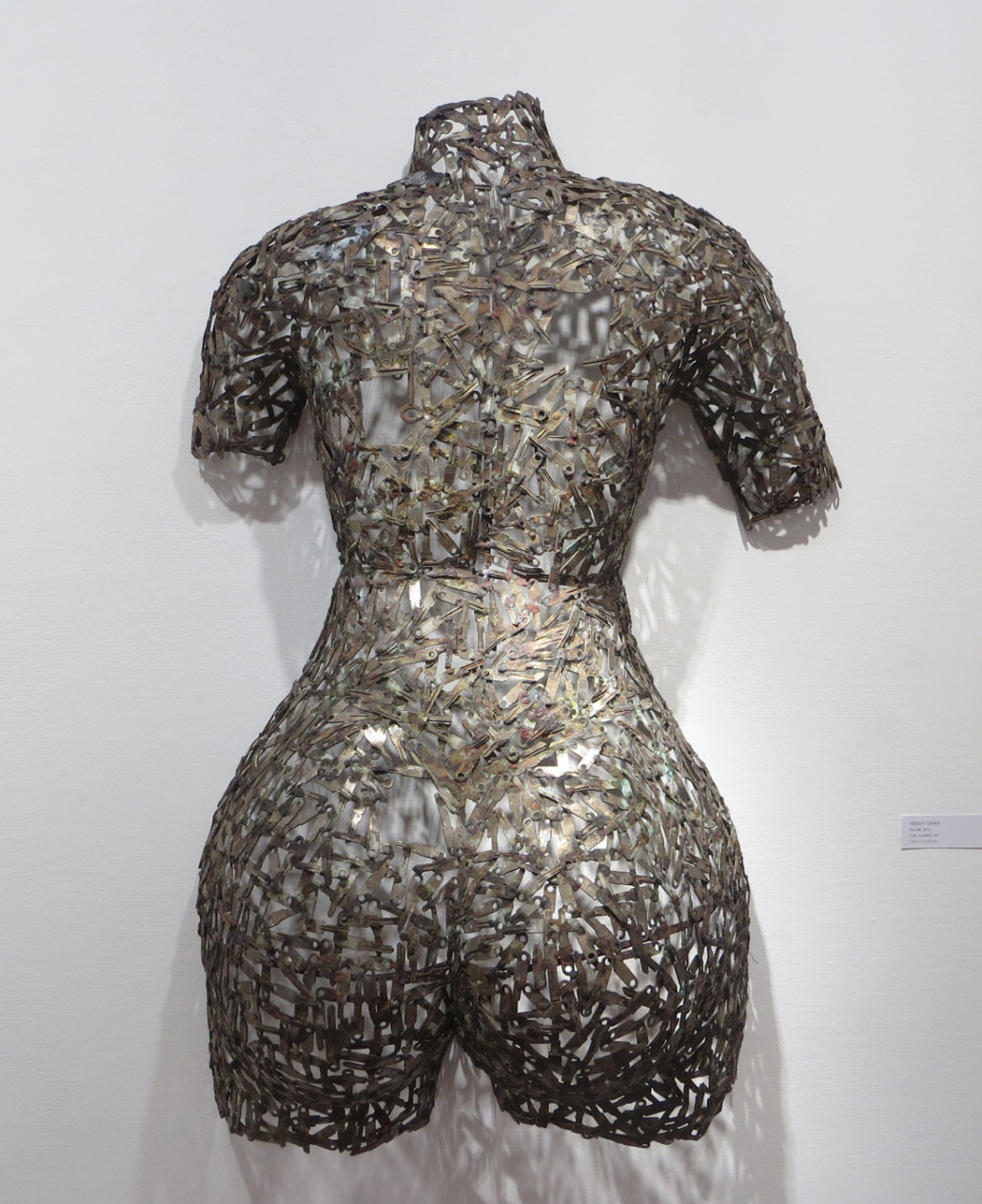 Dos 88_face_2016_Freddy Tsimba_Galerie Angalia